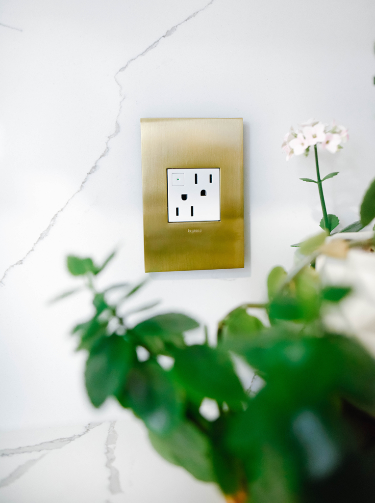 Yellow gold wall plate covers Legrand outlet